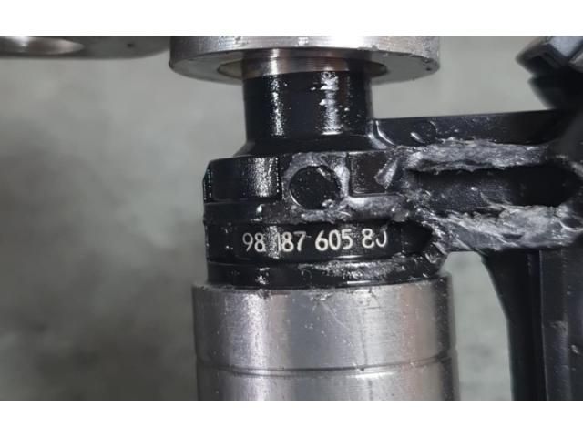 bontott PEUGEOT 3008 SUV Porlasztó (1 db)