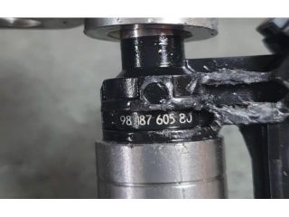 bontott PEUGEOT 3008 SUV Porlasztó (1 db)