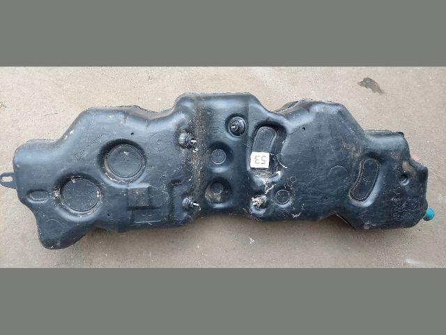 bontott PEUGEOT 3008 SUV Tank