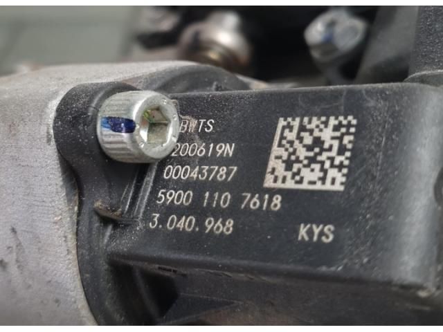 bontott PEUGEOT 3008 SUV Turbó