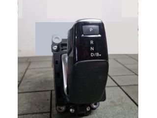 bontott PEUGEOT 3008 SUV Váltó Kulissza