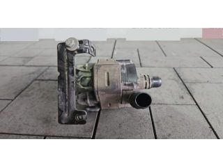 bontott PEUGEOT 3008 SUV Vízpumpa