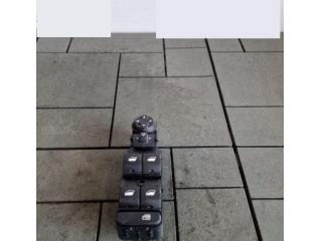 bontott PEUGEOT 3008 SUV Ablakemelő Kapcsoló Négyes / Kettes