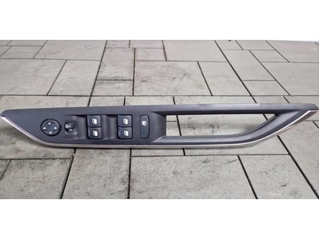 bontott PEUGEOT 3008 SUV Ablakemelő Kapcsoló Négyes / Kettes