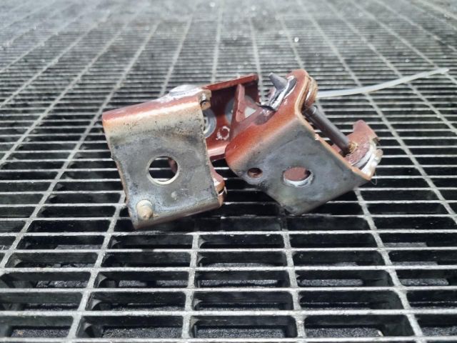 bontott PEUGEOT 3008 SUV Ajtó Zsanér (Pozíciófüggetlen)