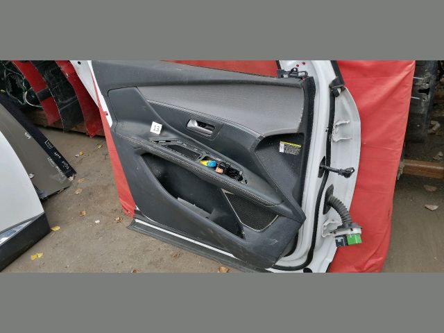 bontott PEUGEOT 3008 SUV Bal első Ablak Díszléc