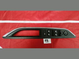 bontott PEUGEOT 3008 SUV Bal első Ablakemelő Kapcsoló