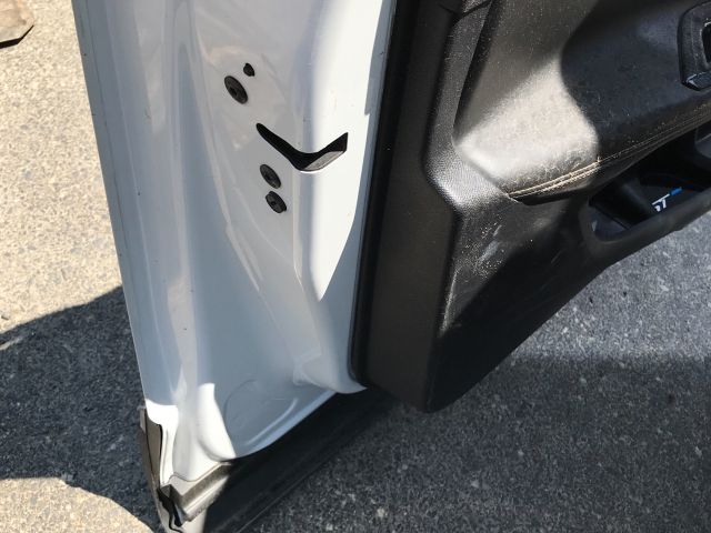 bontott PEUGEOT 3008 SUV Bal első Ajtó (Részeivel)