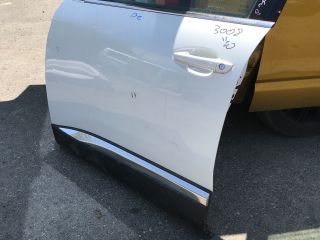 bontott PEUGEOT 3008 SUV Bal első Ajtó (Részeivel)
