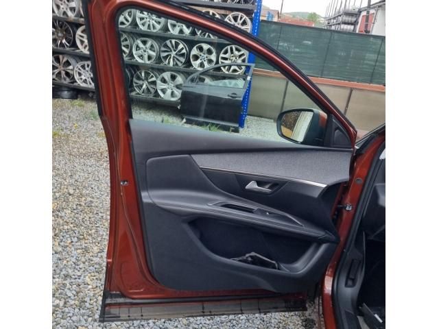 bontott PEUGEOT 3008 SUV Bal első Ajtó (Üres lemez)