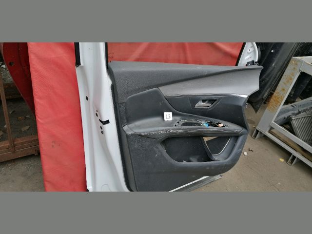 bontott PEUGEOT 3008 SUV Bal első Ajtóhatároló
