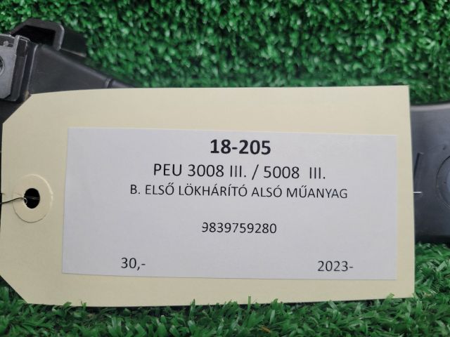 bontott PEUGEOT 3008 SUV Bal első Lökhárító Tartó (Műanyag)