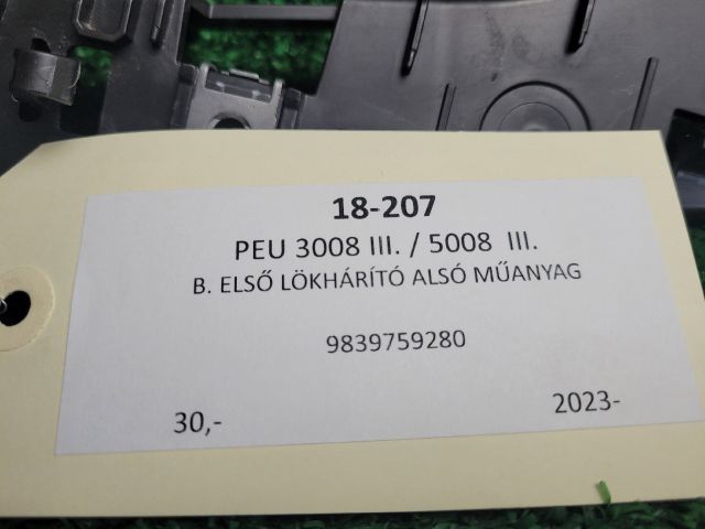 bontott PEUGEOT 3008 SUV Bal első Lökhárító Tartó (Műanyag)