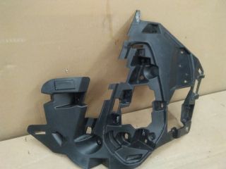 bontott PEUGEOT 3008 SUV Bal első Lökhárító Tartó (Műanyag)