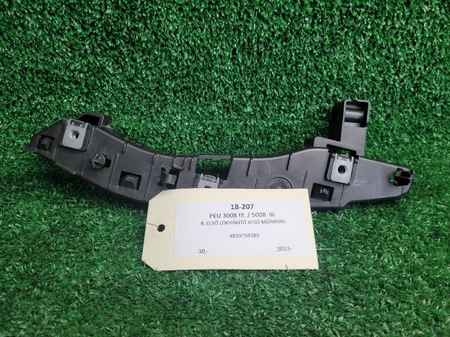 bontott PEUGEOT 3008 SUV Bal első Lökhárító Tartó (Műanyag)