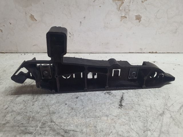 bontott PEUGEOT 3008 SUV Bal első Oldal Lökhárító Tartó (Műanyag)