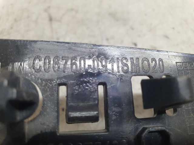 bontott PEUGEOT 3008 SUV Bal első Oldal Lökhárító Tartó (Műanyag)