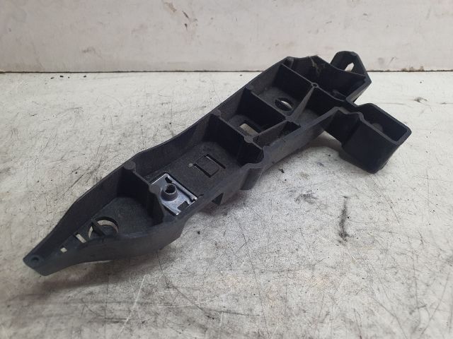 bontott PEUGEOT 3008 SUV Bal első Oldal Lökhárító Tartó (Műanyag)