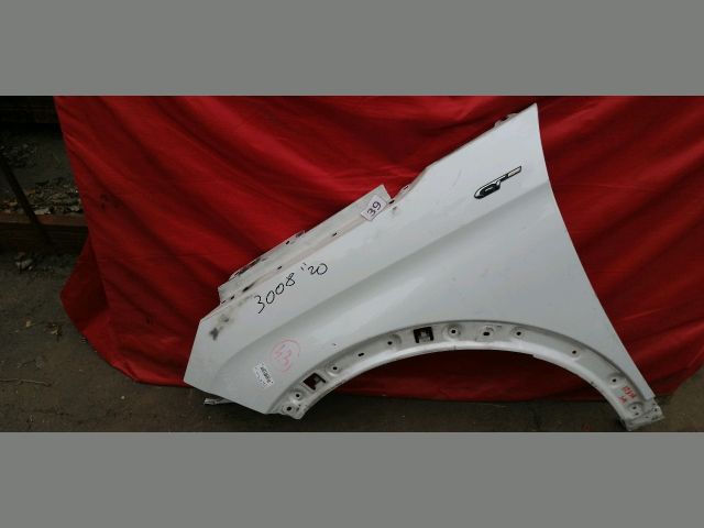 bontott PEUGEOT 3008 SUV Bal első Sárvédő