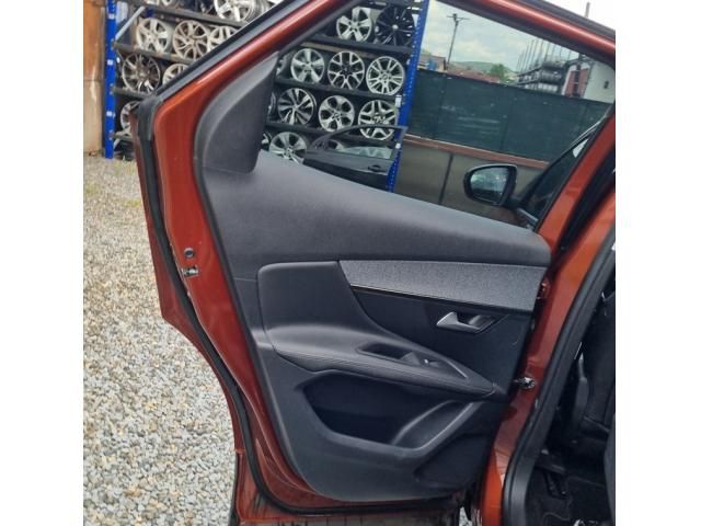 bontott PEUGEOT 3008 SUV Bal hátsó Ajtó (Üres lemez)