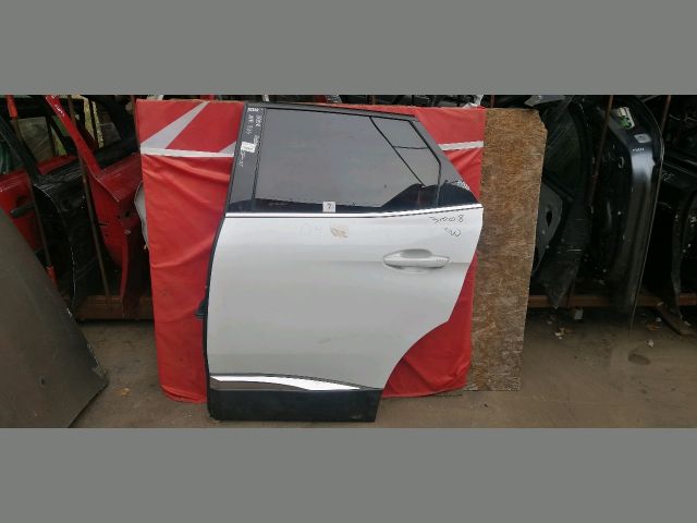 bontott PEUGEOT 3008 SUV Bal hátsó Kilincs Hátulja