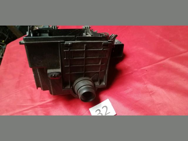 bontott PEUGEOT 3008 SUV Biztosítéktábla Doboz