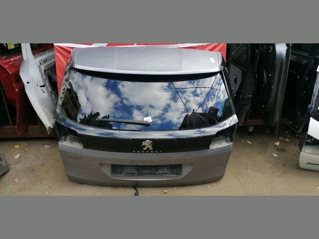 bontott PEUGEOT 3008 SUV Csomagtérajtó (Részeivel)