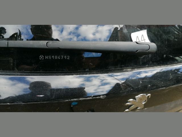 bontott PEUGEOT 3008 SUV Csomagtérajtó (Részeivel)