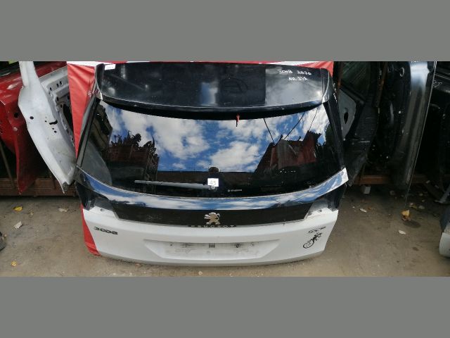 bontott PEUGEOT 3008 SUV Csomagtérajtó (Részeivel)