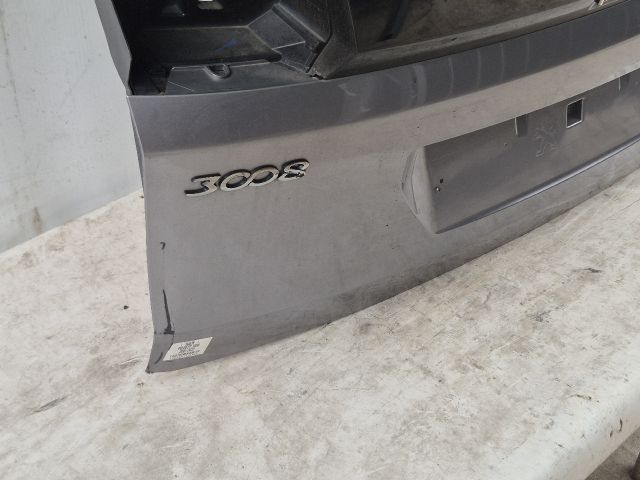 bontott PEUGEOT 3008 SUV Csomagtérajtó (Üres lemez)