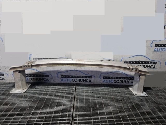 bontott PEUGEOT 3008 SUV Első Lökhárító Merevítő (Fém)