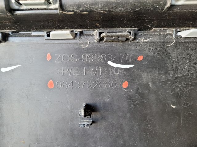 bontott PEUGEOT 3008 SUV Első Lökhárító (Részeivel)