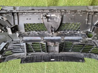 bontott PEUGEOT 3008 SUV Első Lökhárító (Részeivel)