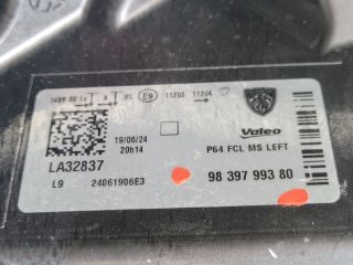 bontott PEUGEOT 3008 SUV Első Lökhárító (Részeivel)