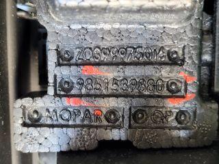 bontott PEUGEOT 3008 SUV Első Lökhárító (Részeivel)