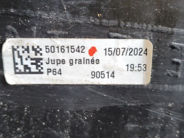 bontott PEUGEOT 3008 SUV Első Lökhárító (Részeivel)