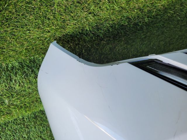 bontott PEUGEOT 3008 SUV Első Lökhárító (Részeivel)