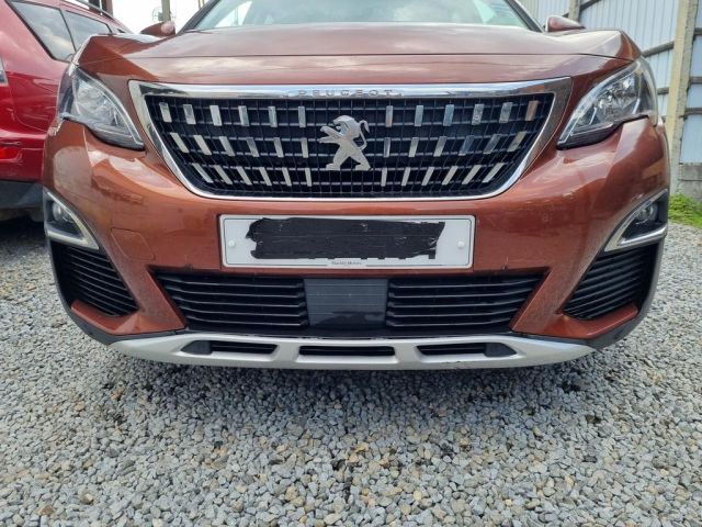 bontott PEUGEOT 3008 SUV Első Lökhárító (Üresen)