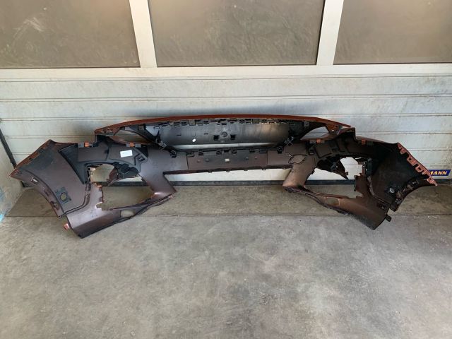 bontott PEUGEOT 3008 SUV Első Lökhárító (Üresen)