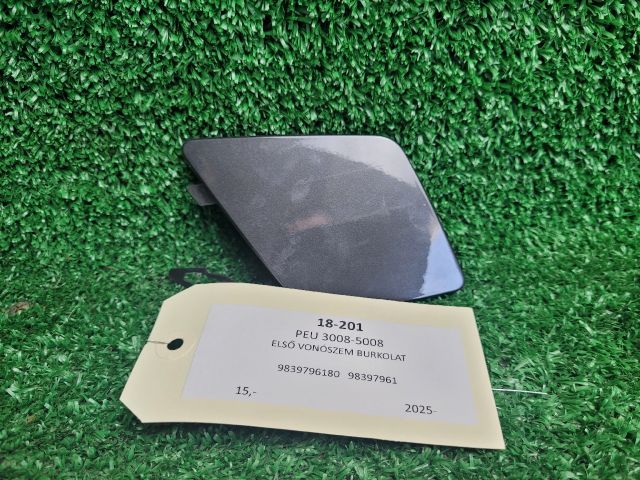 bontott PEUGEOT 3008 SUV Első Vonószem Burkolat