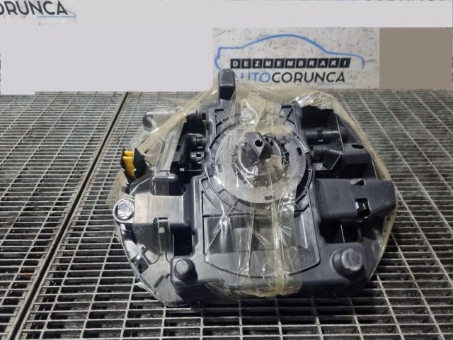 bontott PEUGEOT 3008 SUV Emelő