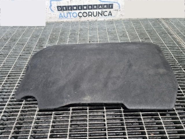 bontott PEUGEOT 3008 SUV Felső Hűtőburkolat