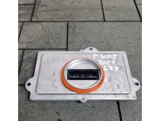 bontott PEUGEOT 3008 SUV Fényszóró Elektronika