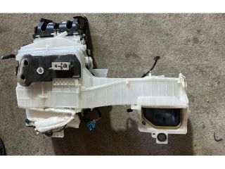 bontott PEUGEOT 3008 SUV Fűtőmotor (Klímás)