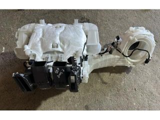 bontott PEUGEOT 3008 SUV Fűtőmotor (Klímás)