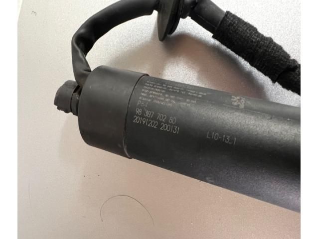 bontott PEUGEOT 3008 SUV Gázrugós Kitámasztó Teleszkóp Csomagtérajtó Bal