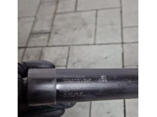 bontott PEUGEOT 3008 SUV Gázrugós Kitámasztó Teleszkóp Csomagtérajtó Jobb