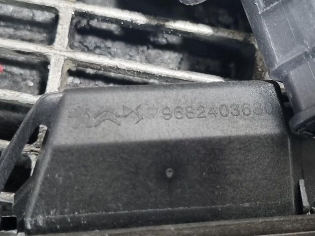 bontott PEUGEOT 3008 SUV Hátsó Rendszámtábla Világítás