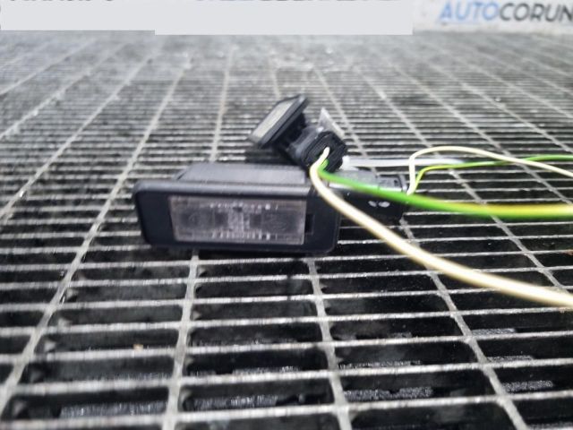 bontott PEUGEOT 3008 SUV Hátsó Rendszámtábla Világítás