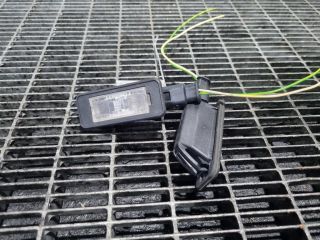 bontott PEUGEOT 3008 SUV Hátsó Rendszámtábla Világítás